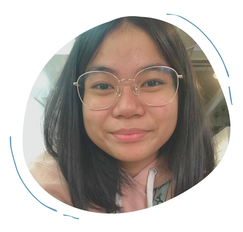 Me during 2021! I have no recent decent picture that's why I'm using an old photo lol